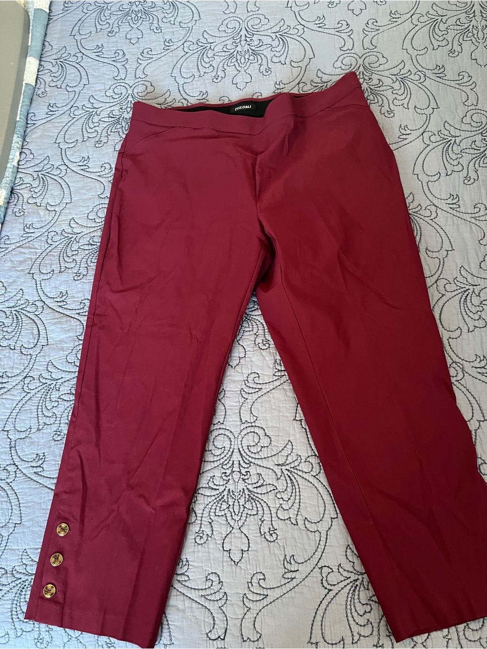 Roz & Ali Burgundy Pull-On Crop Pants with Hem Buttons